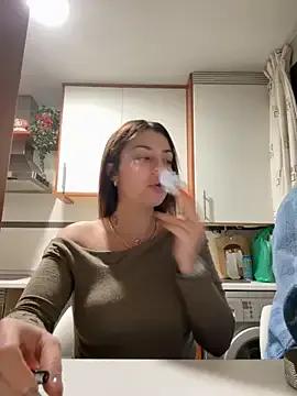 StripChat Noeliagglow is Freechat Noeliagglow — Como polla