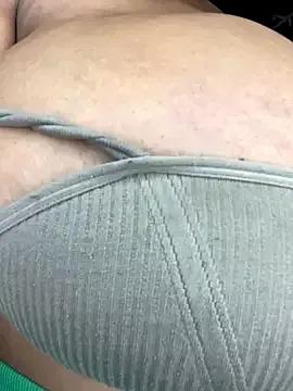 Freechat NonoGotBoobies on StripChat