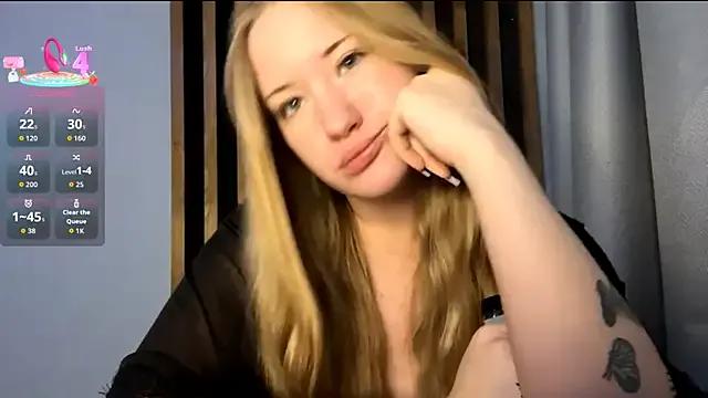 Freechat PandaFluff on StripChat