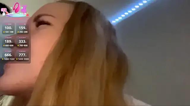 Freechat PandaFluff on StripChat