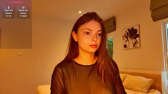 PhantomLace — Private on StripChat