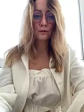 Freechat Puzdosia on StripChat