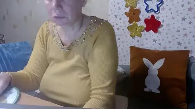 QueenLana on StripChat 