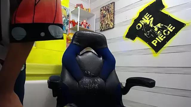 Private ravenn_20 on StripChat