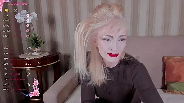 Freechat Rita_Farel on StripChat