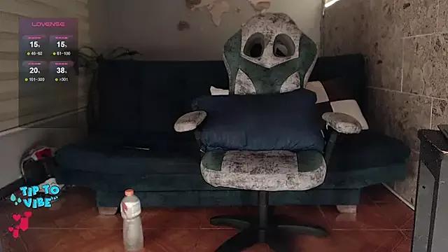 Freechat rogert_xx on StripChat