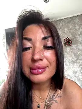 Freechat RuslanaXX on StripChat