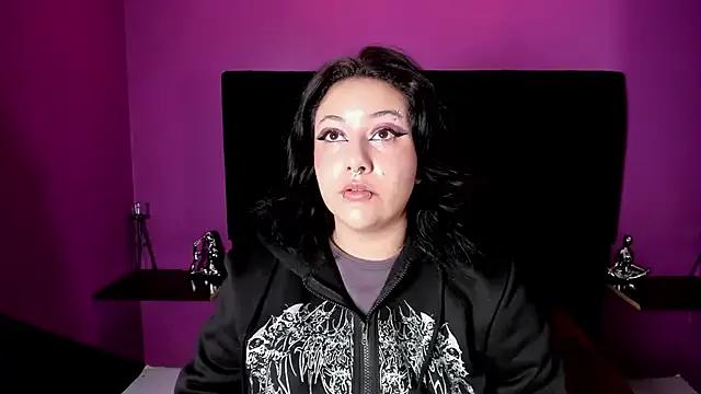 SabbathSinclair on StripChat 