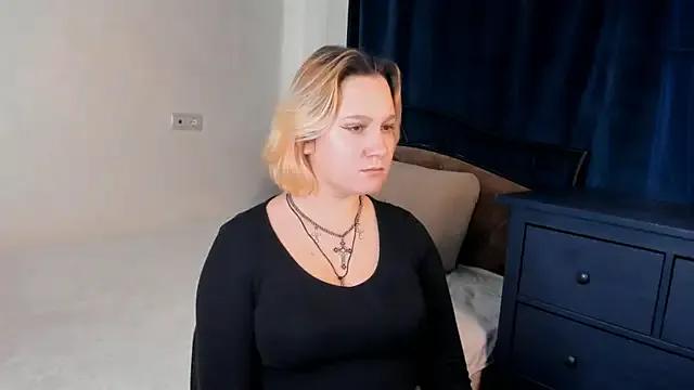 SecretVenom — Welcoming kiss