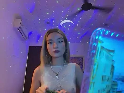 Freechat SirenaBelle on StripChat