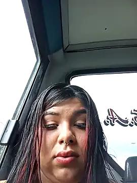 Freechat snow_belle on StripChat