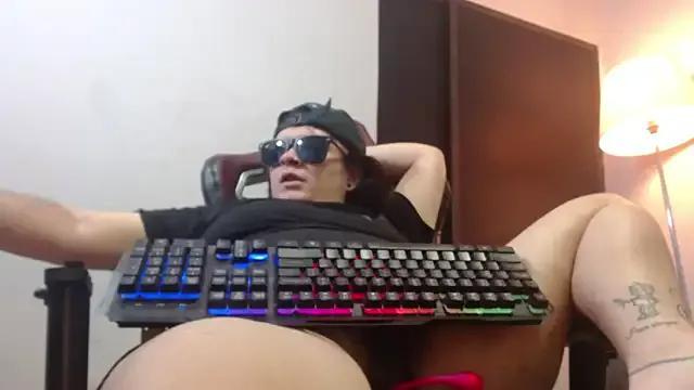 Freechat snowflake_xxx on StripChat