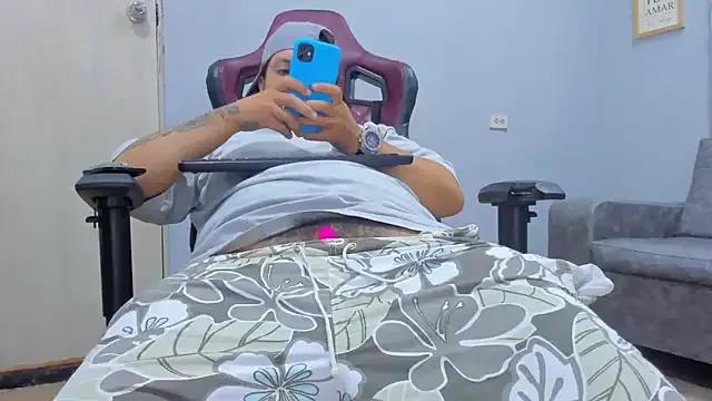 Freechat snowflake_xxx on StripChat