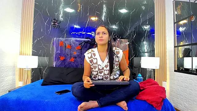 Freechat SofiAndNicol on StripChat