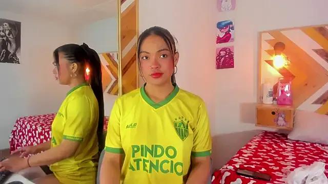 Freechat SoleneFontaine on StripChat