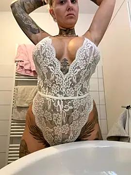 StripChat Sophi_Spice is Freechat Sophi_Spice — Gold Morning