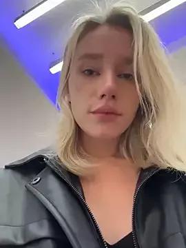 SSSATIVA_model on StripChat 