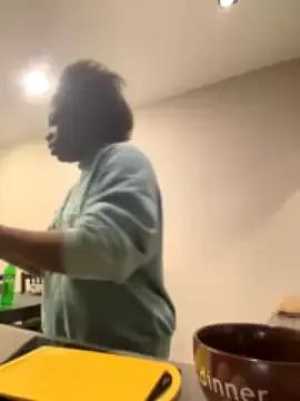 Freechat Sweetbootty on StripChat