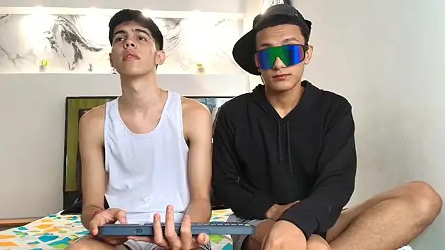 Freechat TWINKS_FRIENDS on StripChat