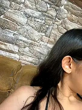 Freechat twohornys on StripChat