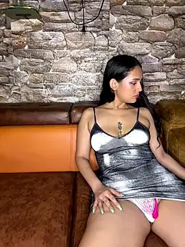 Freechat twohornys on StripChat