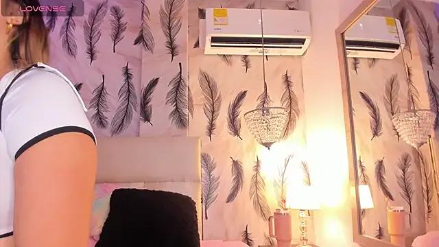 StripChat Vivi_prinncess is Freechat Vivi_prinncess — Riding your cock + spank