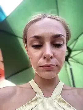 Freechat White_mistress on StripChat