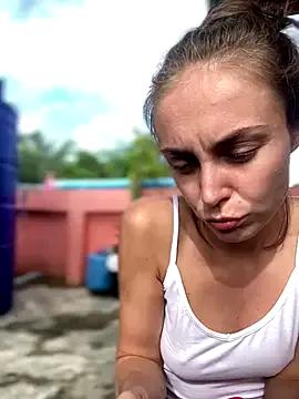 Freechat White_mistress on StripChat