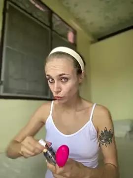 Freechat White_mistress on StripChat