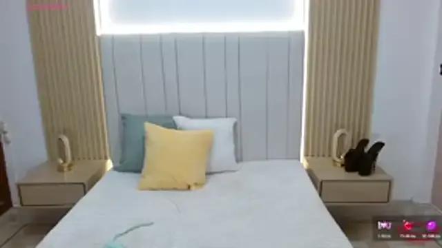 Freechat WildScarlet on StripChat