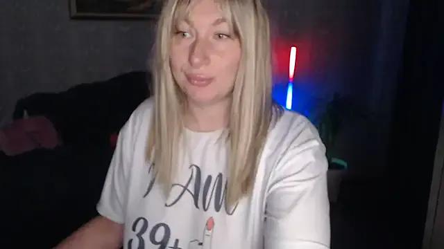 StripChat Yummy_Gloria is Freechat Yummy_Gloria — i like have sexy panties ! lets give