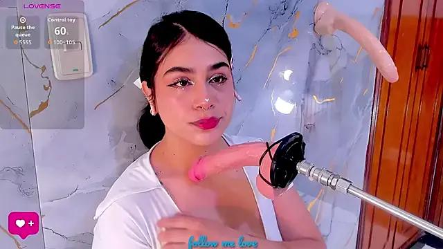 Freechat zyle_boobs on StripChat